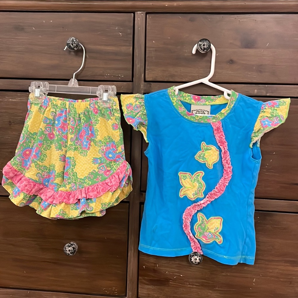 Flit and Flitter Outfit